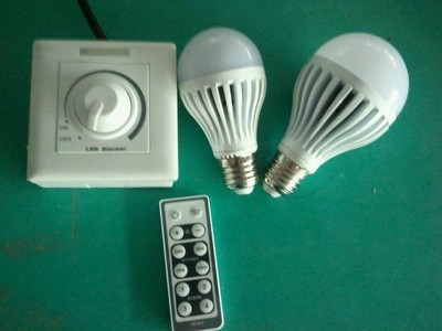 【三星5630调光白色烤漆压铸球泡灯 可控硅调光 3W 5W 7W 9W 12W】价格,厂家,图片,LED球泡灯,中山市创景照明科技-